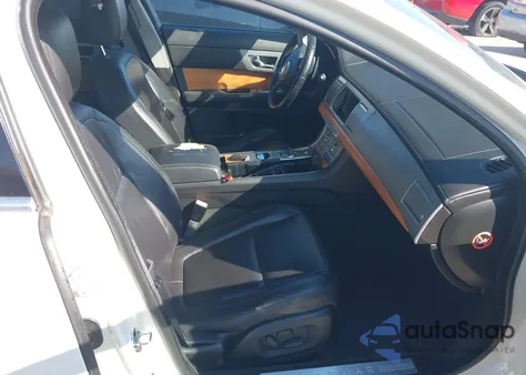 2010 Jaguar Xf from USA, damaged, VIN SAJWA0FA4AHR53886